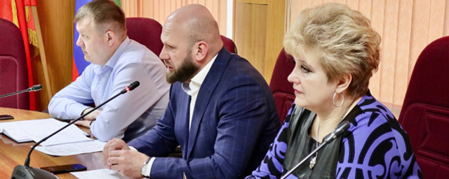 В администрации г.о. Электрогорск обсудили уборку улиц и ямочный ремонт