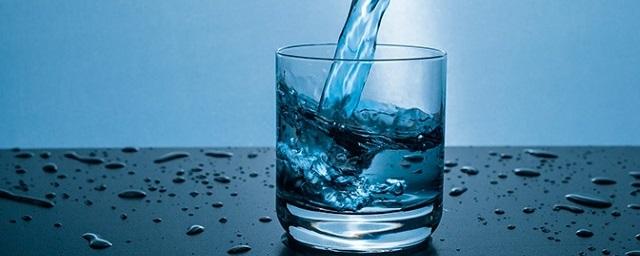 Врач-эндокринолог назвал суточную норму потребления воды