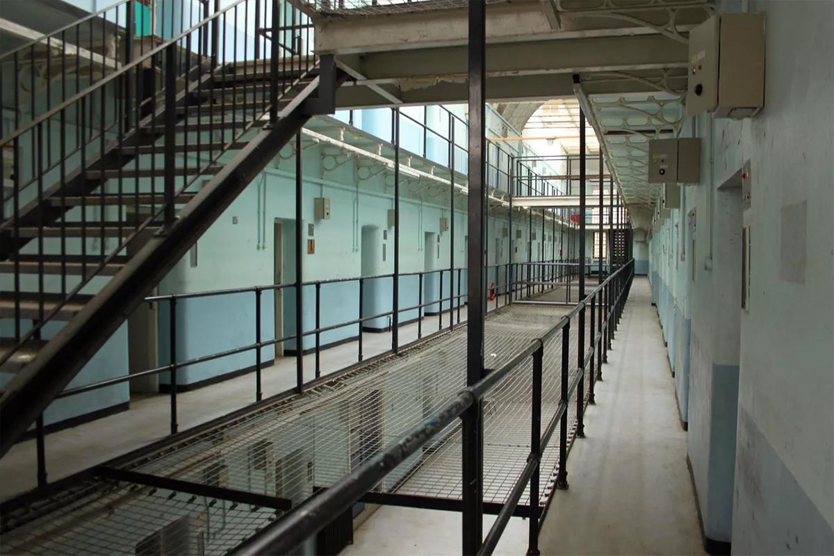 В Британии сократят сроки рецидивистам из-за забитости тюрем