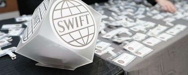 Сын Збигнева Бжезинского: РФ нужно на несколько дней отключить от SWIFT в качестве предупреждения