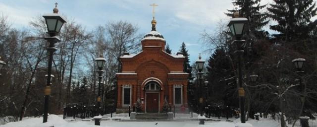 Власти Екатеринбурга бесплатно отдали РПЦ часовню в центре города