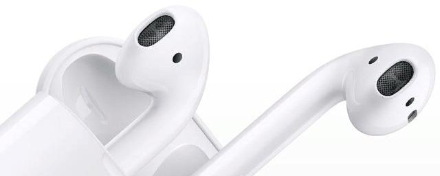 Apple презентовала новые беспроводные наушники AirPods