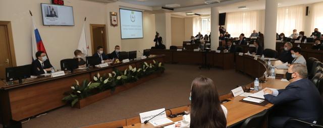 Юрий Шалабаев назвал формирование бюджета-2021 приоритетом для работы с гордумой