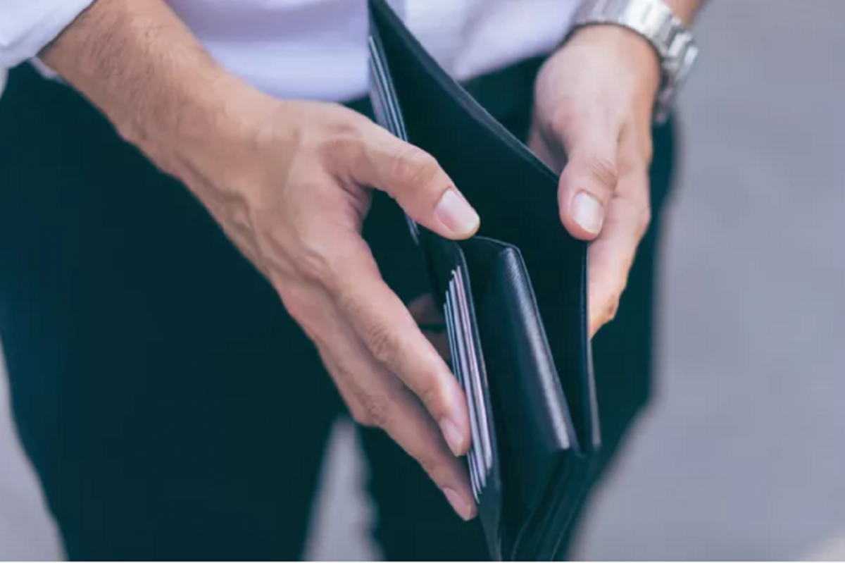 Сибирячка сменила имя и фамилию, чтобы скрыться от долгов в 9,5 млн рублей