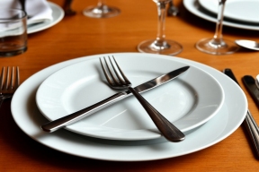 Шесть инцидентов после шаурмы: итоги проверок общепита в Туле