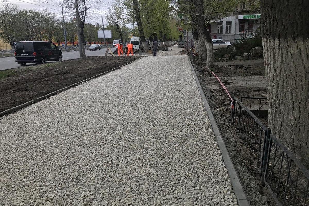 В Омске направят 30 млн рублей на ремонт пешеходных дорожек Левобережья