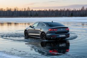 Спасение из тонущего автомобиля: инструкция по выживанию