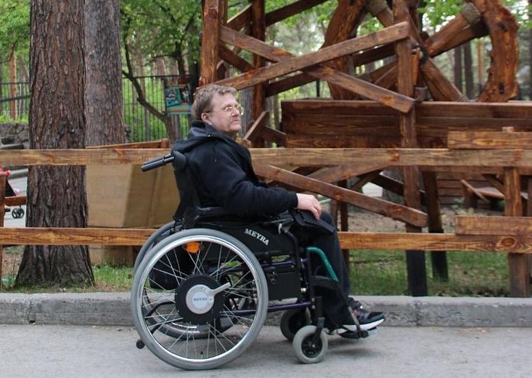 В Новосибирске инвалид-колясочник судится с мэрией