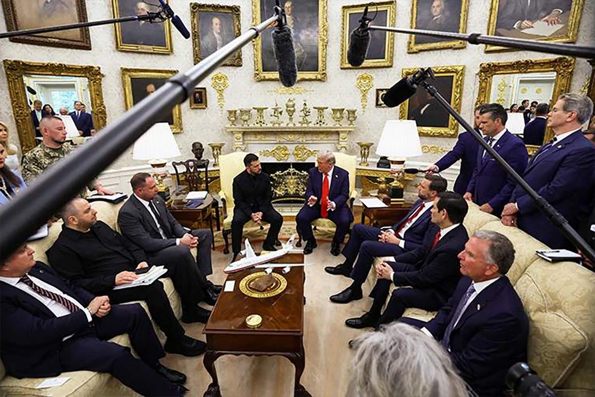 Вэнс подшутил над Зеленским