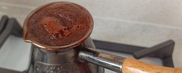 Ежедневное употребление чашки кофе на 20% уменьшает вероятность развития рака печени