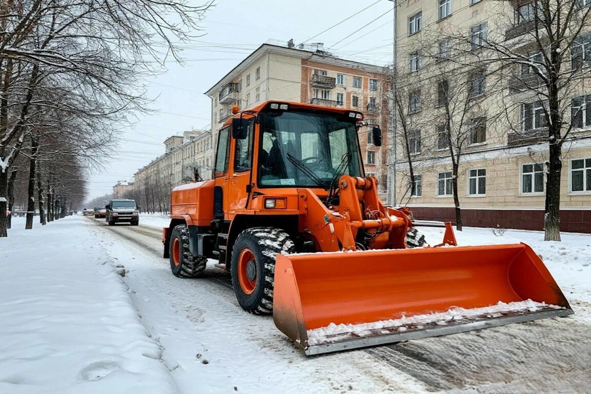 Более 53 тысяч тонн песко-соляной смеси заготовили в Казани для обработки зимних дорог