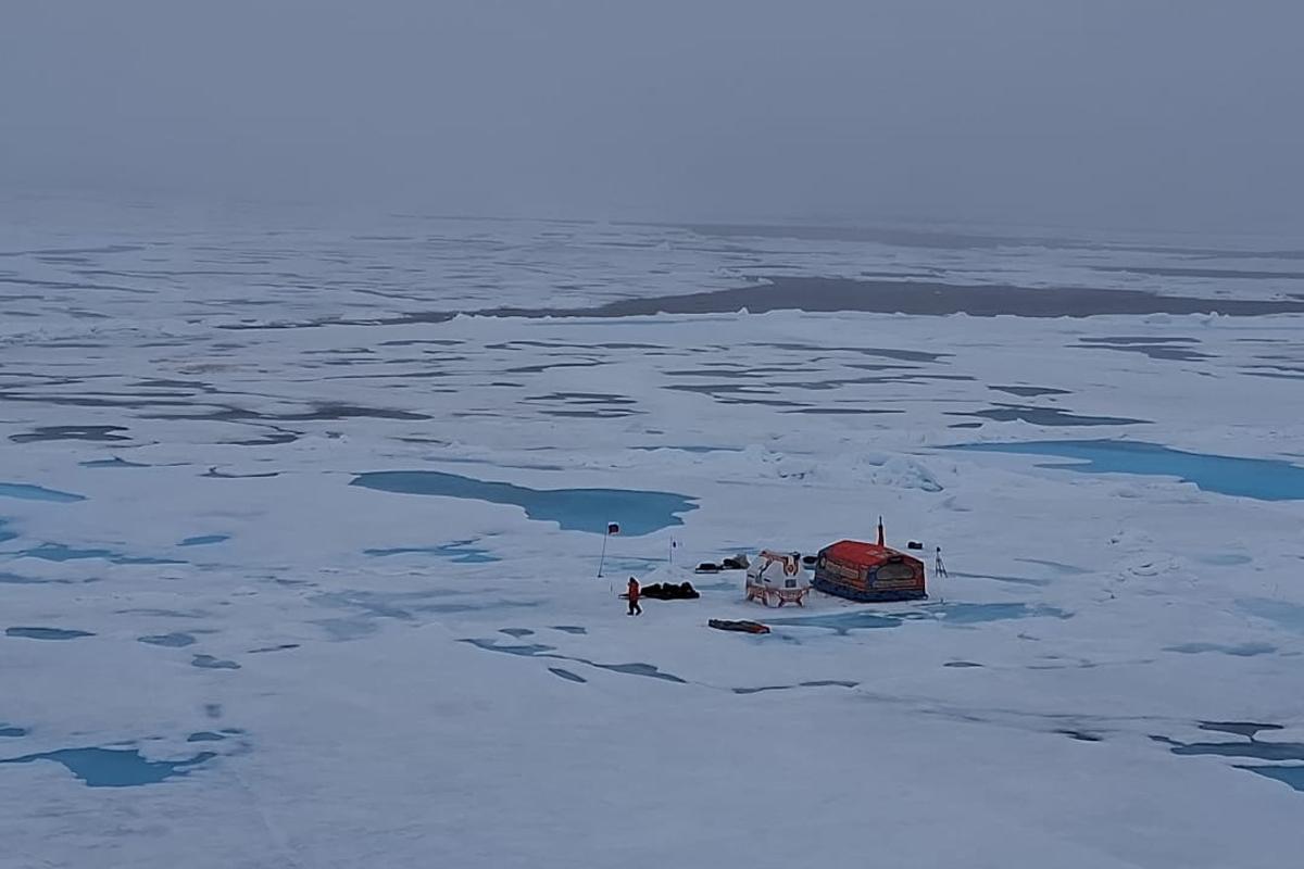 Путешественник Фёдор Конюхов установил новый мировой рекорд одиночного дрейфа на Северном полюсе
