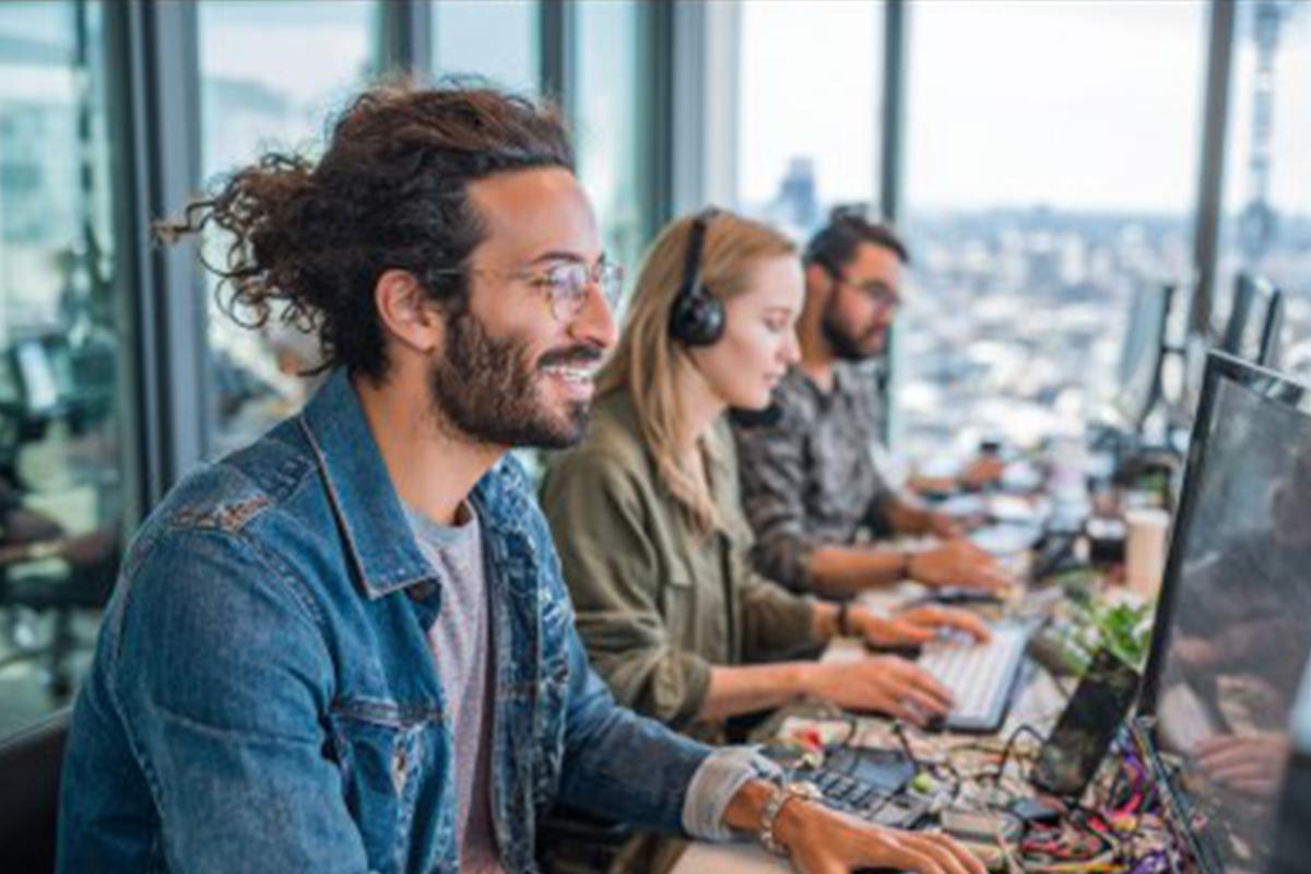 Доходы изменятся с 1 сентября. Россияне удивлены новыми правилами расчета зарплаты: «Сначала сократят, а потом добавят»