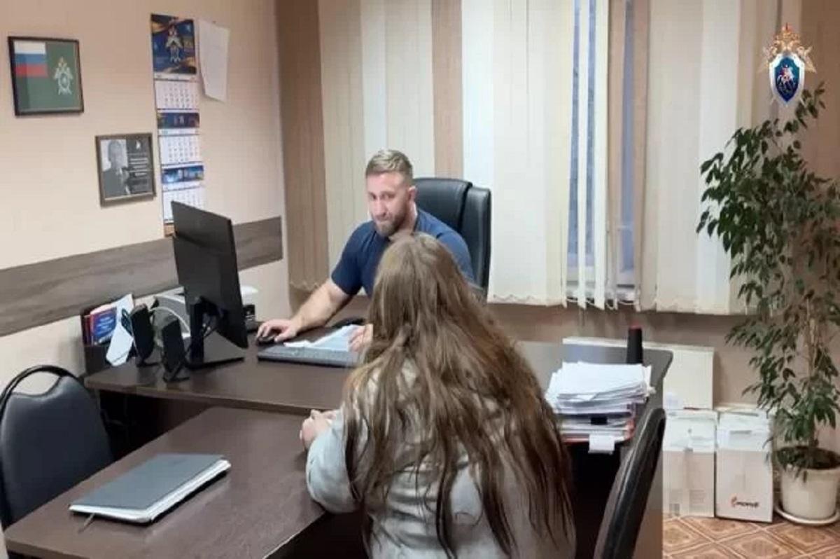 В Подмосковье арестовали женщину, сбросившую трехлетнюю дочь с балкона