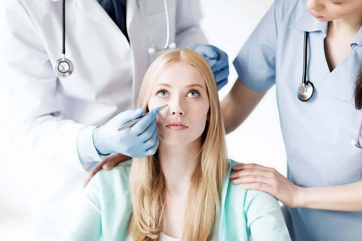 Проверенное качество или рискованная экономия: как рост цен влияет на пластическую хирургию