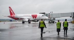 Пассажиры, летевшие из Самары в Екатеринбург, оказались в челябинском аэропорту