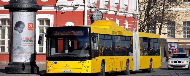 Закупка дизельных автобусов усиливает «откат» транспортной реформы в Петербурге