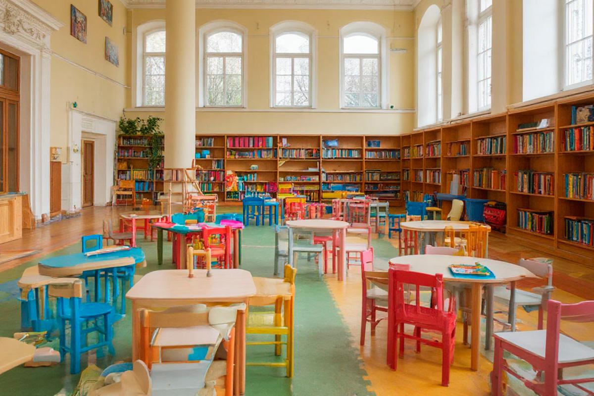 Прокуратура Петербурга через суд требует установить навесы в детсадах