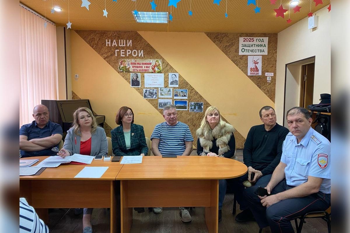 Спикер гордумы Тамбова Елена Леонова приняла участие в заседании Совета микрорайона «Летка»