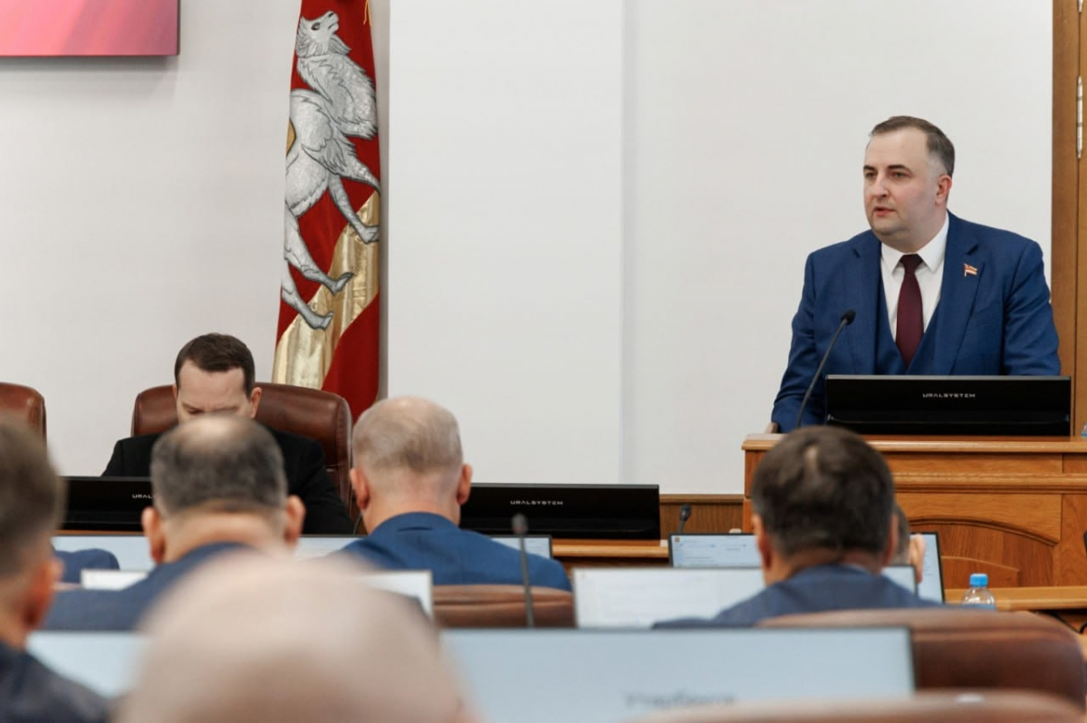 Спикер Заксобрания Челябинской области Олег Гербер: За пять лет работы депутаты седьмого созыва приняли 1127 региональных законов, оперативно реагируя на сложные задачи