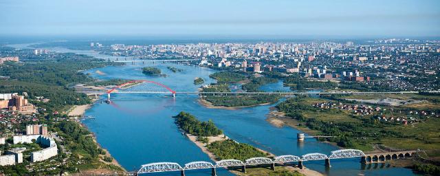 В Новосибирске жители жалуются на зловоние