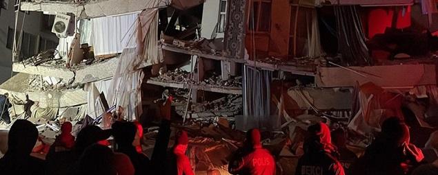 В юго-восточной турецкой провинции Шанлыурфа произошло землетрясение магнитудой 7,4