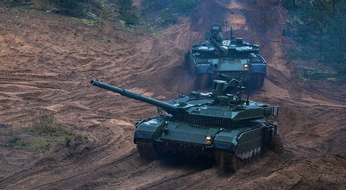 Минобороны: Экипажи Т-90М тренируются уничтожать на Украине танки НАТО