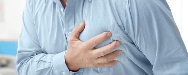 Кардиолог Шугушев: Самолечение при высоком давлении может вызвать инфаркт