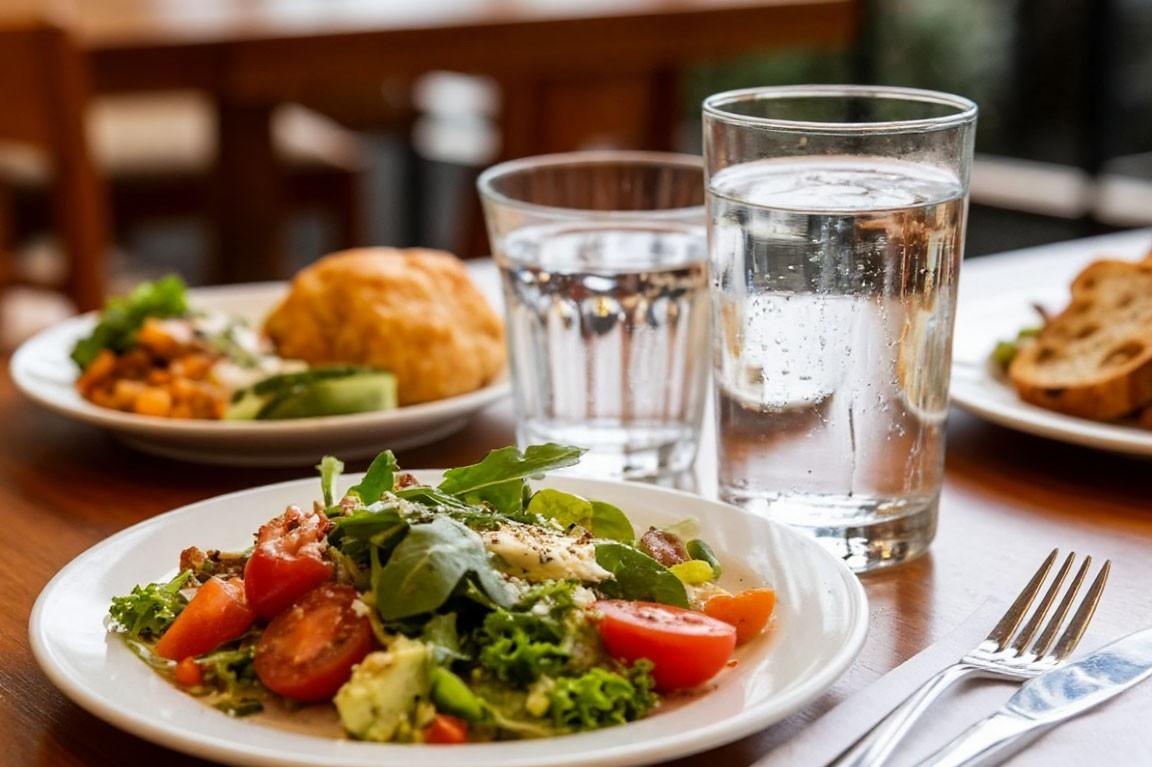 7 распространённых мифов о питании. Что из этого правда, а что пора забыть? Ответ врачей шокирует