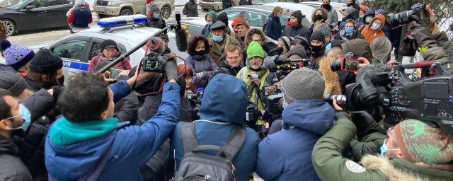 В Москве задержаны активисты, поддержавшие на суде Мифтахова