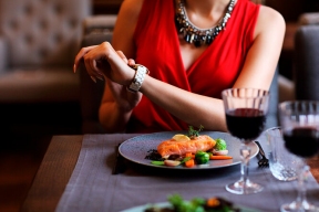 Scientists have warned of the heart damaging effects of late dinners