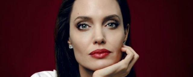 Анджелина Джоли перестала следить за своим здоровьем