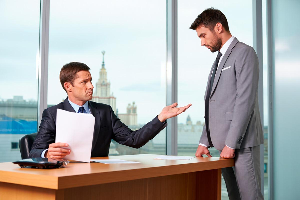 В России почти вдвое выросло число компаний, готовящих увольнения