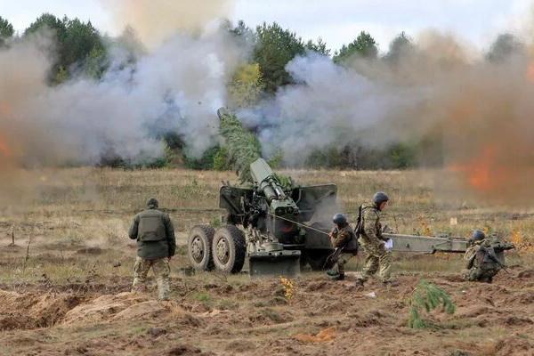 Эксперт Меркурис заявил о намерении ВС РФ «выбить» артиллерию ВСУ