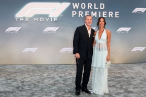 Брэд Питт и Инес де Рамон вышли на «семейный» уровень отношений