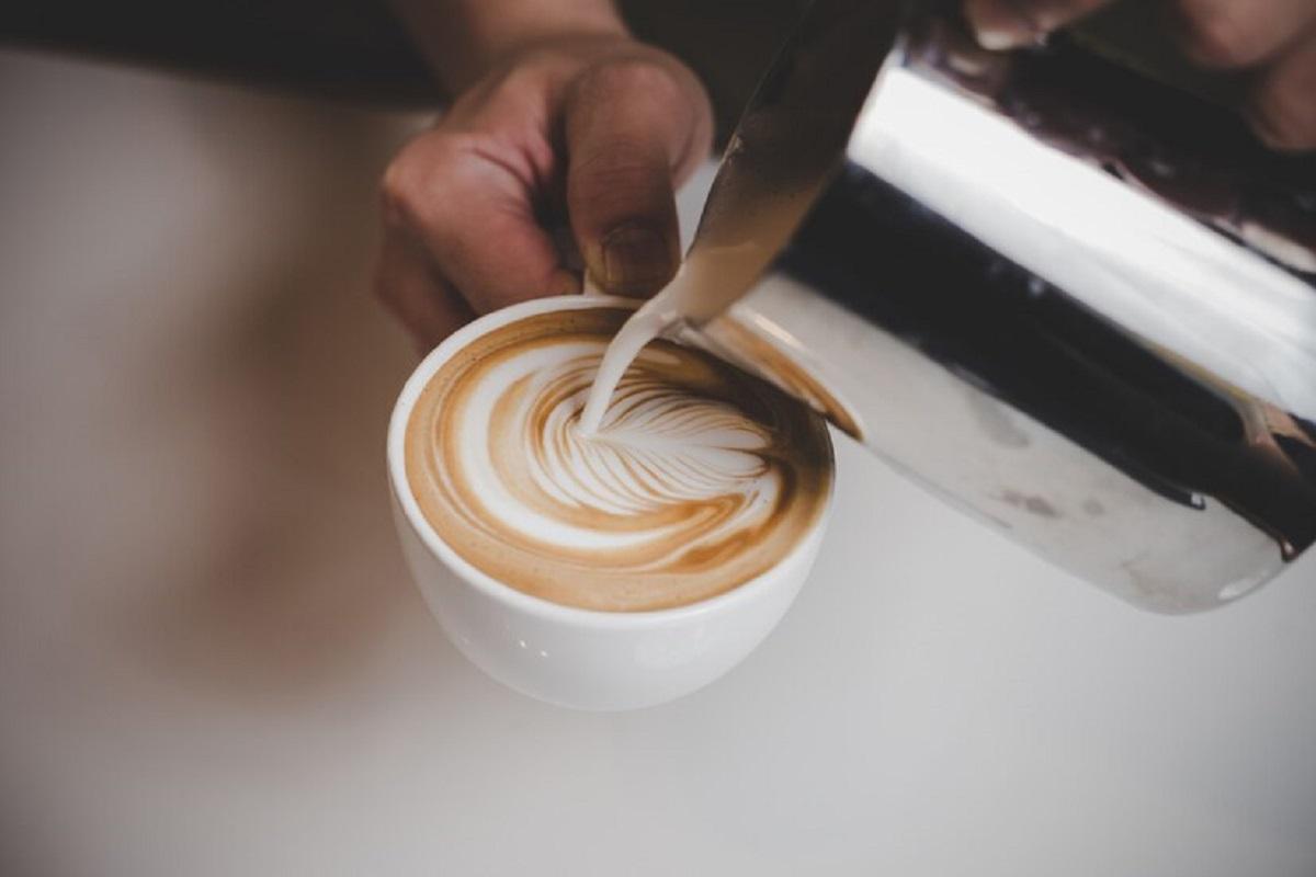 Почему кофе так популярен и какой из него самый вредный?