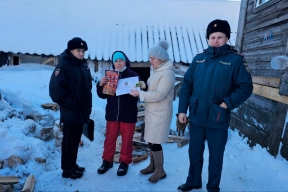 Соцработники и сотрудники МЧС Чувашии в праздники усилили проверки семей из «групп риска»