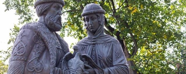 В Томске у Богоявленского собора к июлю установят памятник святым Петру и Февронии