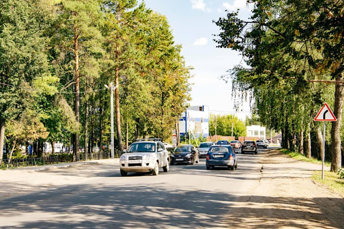 Дороги стали безопаснее: в городском округе Пушкинский обновили дорожную инфраструктуру