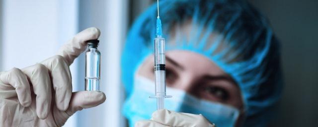 В Подмосковье открылись пять мобильных пунктов вакцинации в ТЦ