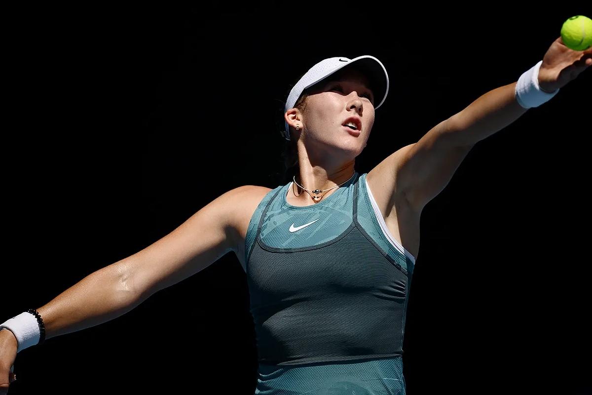 Мирра Андреева дошла до четвертьфинала в Риме, расплакалась после спора с судьей