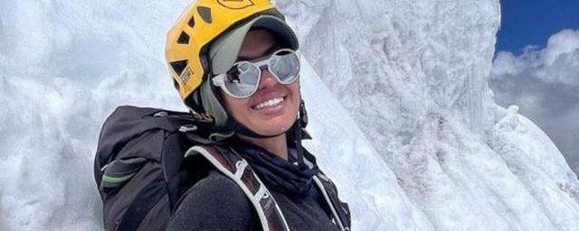 Викторию Боню эвакуировали в лагерь во время восхождения на вулкан в Чили