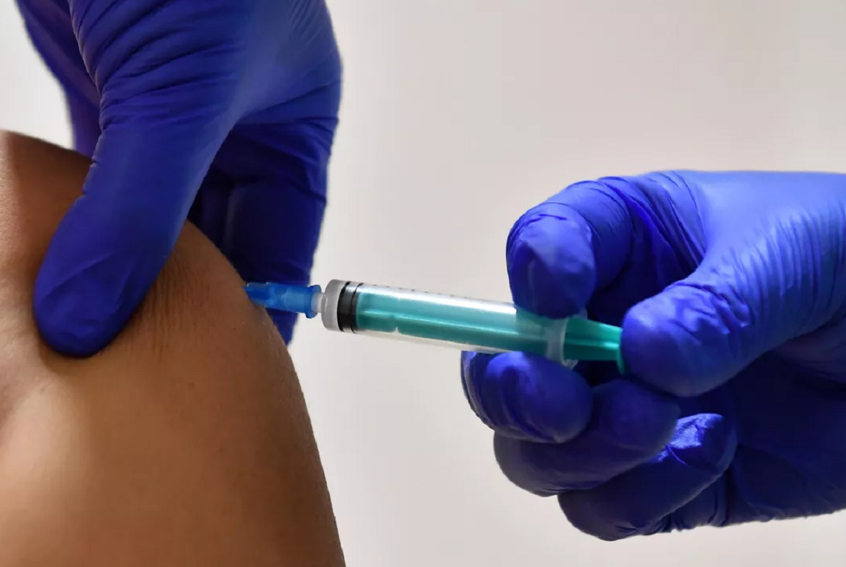 Ученые приступили к испытаниям микрочастиц, заменяющих курс вакцинации