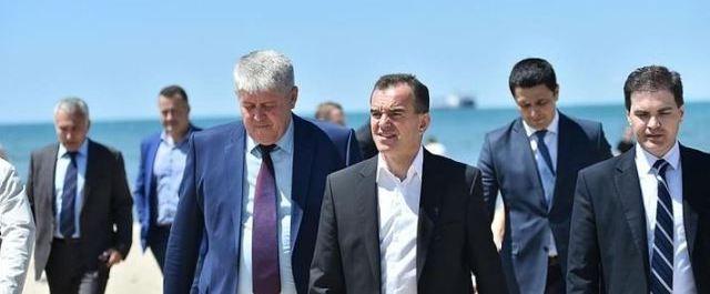Губернатор Кубани в Анапе раскритиковал состояние пляжа
