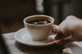 Онколог Смирнова: Риск развития рака кишечника снижается при употреблении нескольких чашек кофе в день