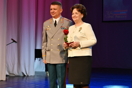 Председатель облдумы Марина Дмитриева поздравила ивановских спасателей с 35-летием образования МЧС России