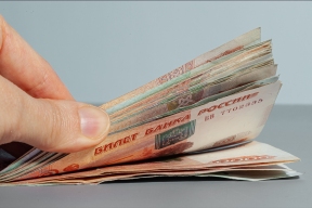В Якутии 12-летняя школьница перевела мошенникам 24 тысячи рублей
