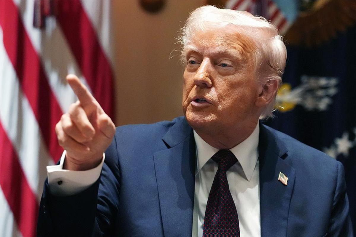 Трамп: США отправят больше оружия Украине