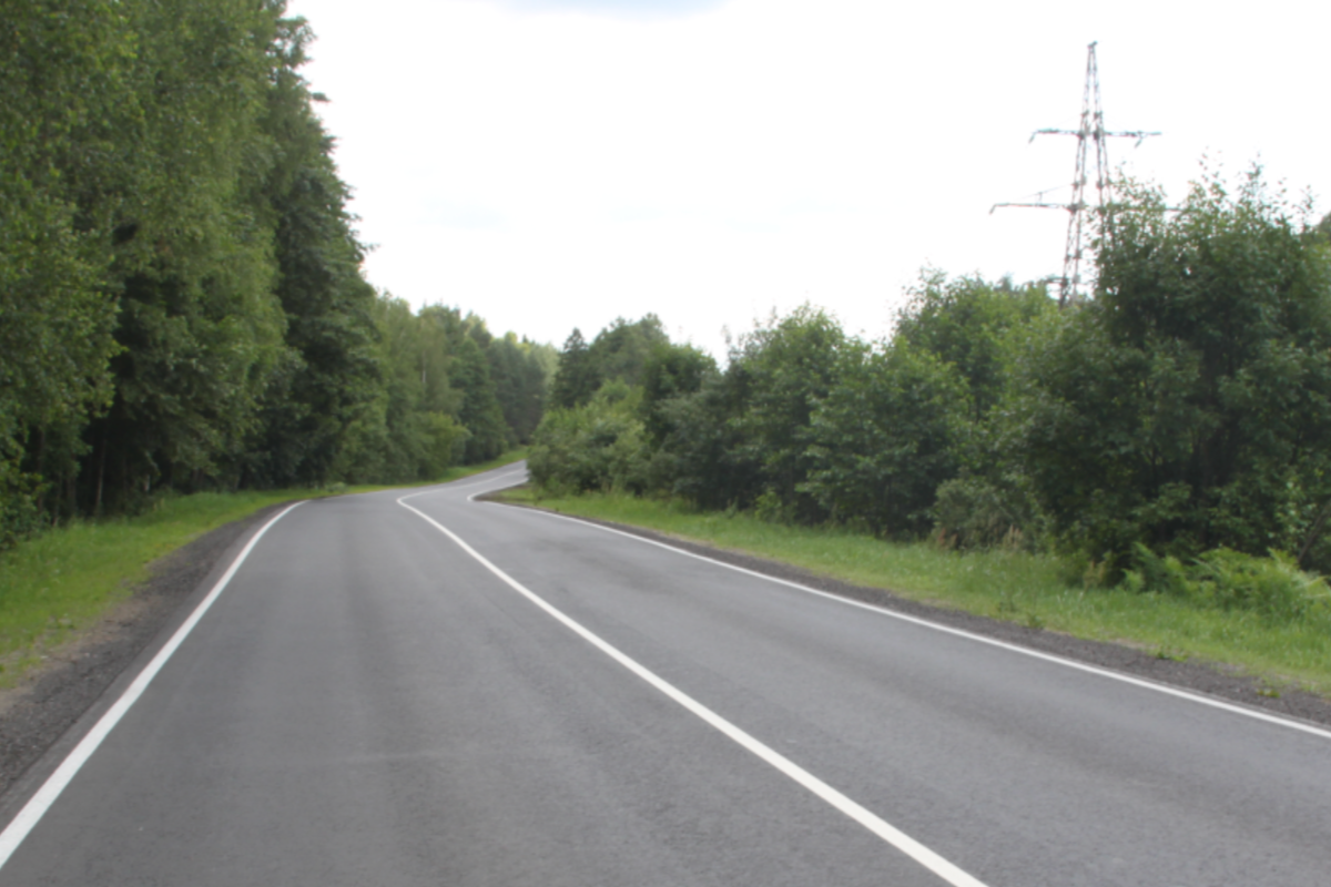 Брянскую область масштабно закатывают в новый асфальт