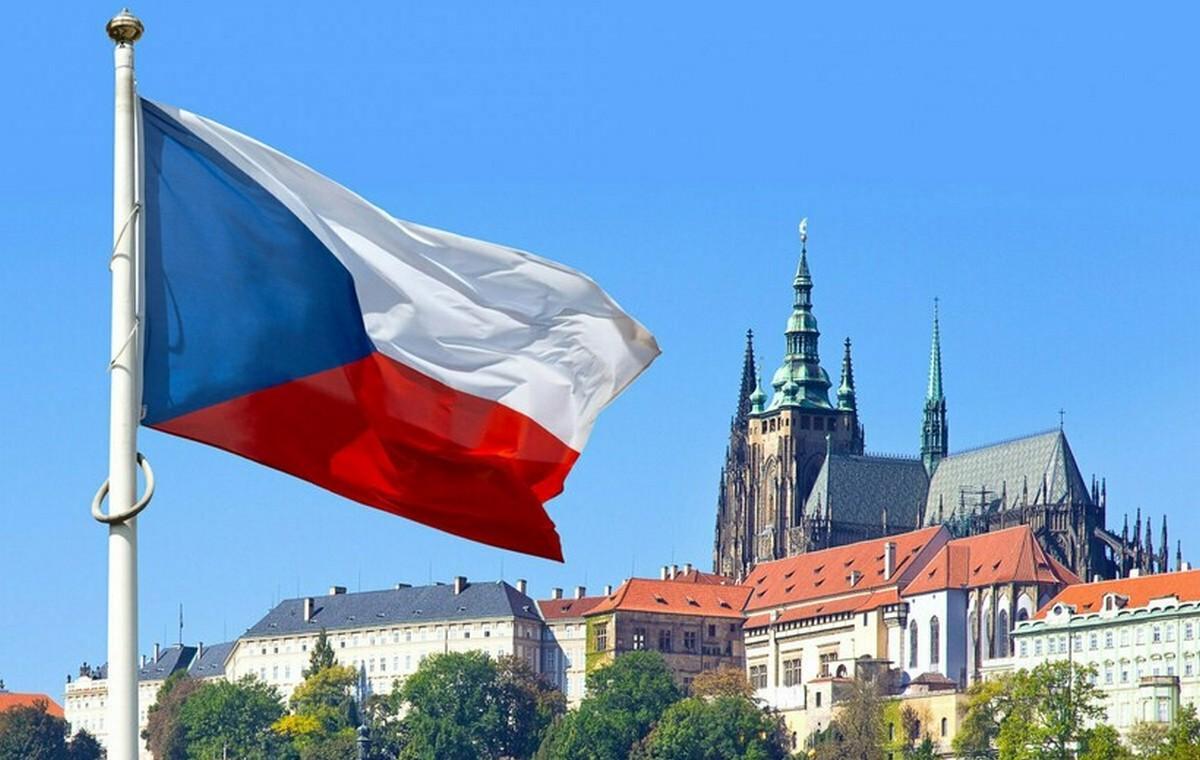 Прага попросила Москву о правовой поддержке расследования взрывов, произошедших во Врбетице